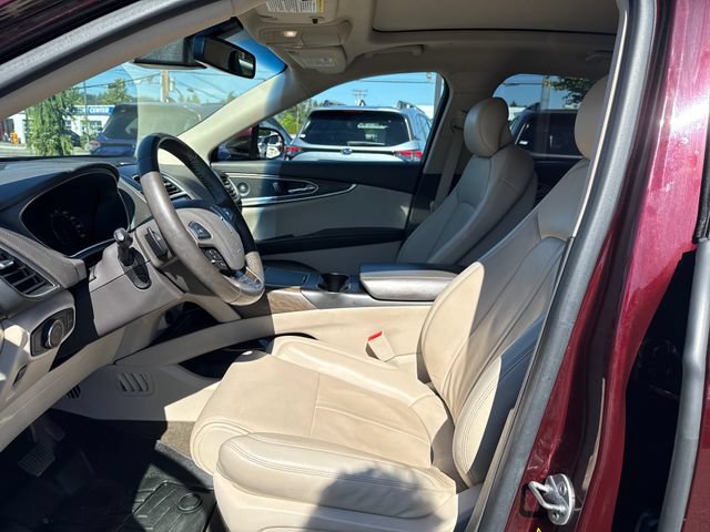 Used 2018 Lincoln MKX Reserve w/ Driver Assistance Package AWD/4WD image 14