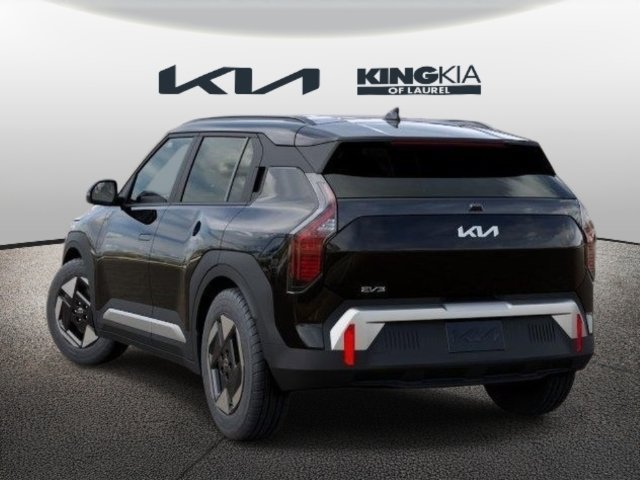 New 2027 Kia EV3 Wind FWD image 4