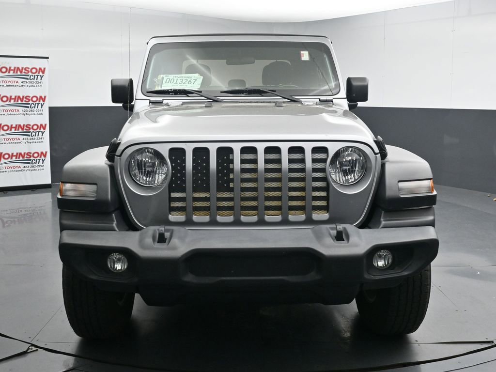 Used 2020 Jeep Gladiator Sport w/ Quick Order Package 24S AWD/4WD image 3
