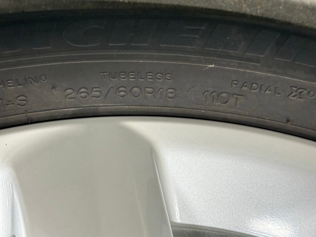 Used 2016 Lexus GX 460 image 38