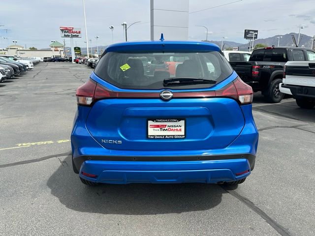 Used 2025 Nissan Kicks Play S image 9