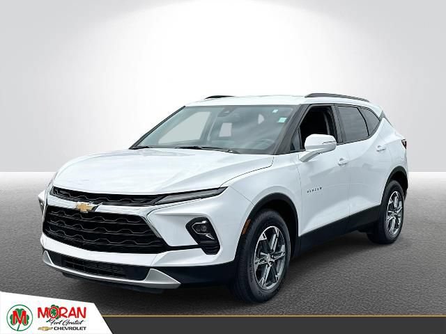 Certified 2024 Chevrolet Blazer LT AWD/4WD image 1