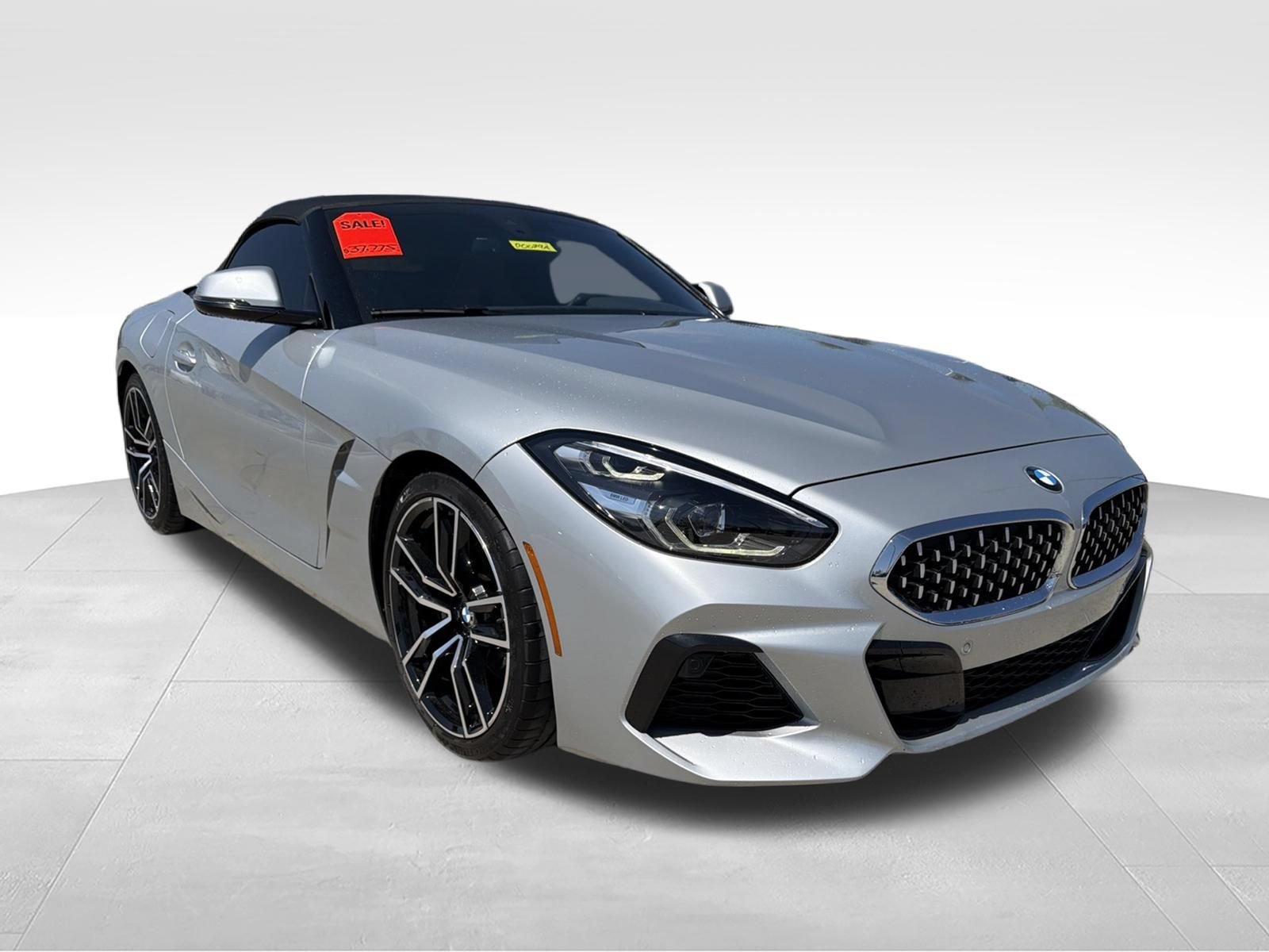 Used 2022 BMW Z4 sDrive30i w/ M Sport Package RWD image 3