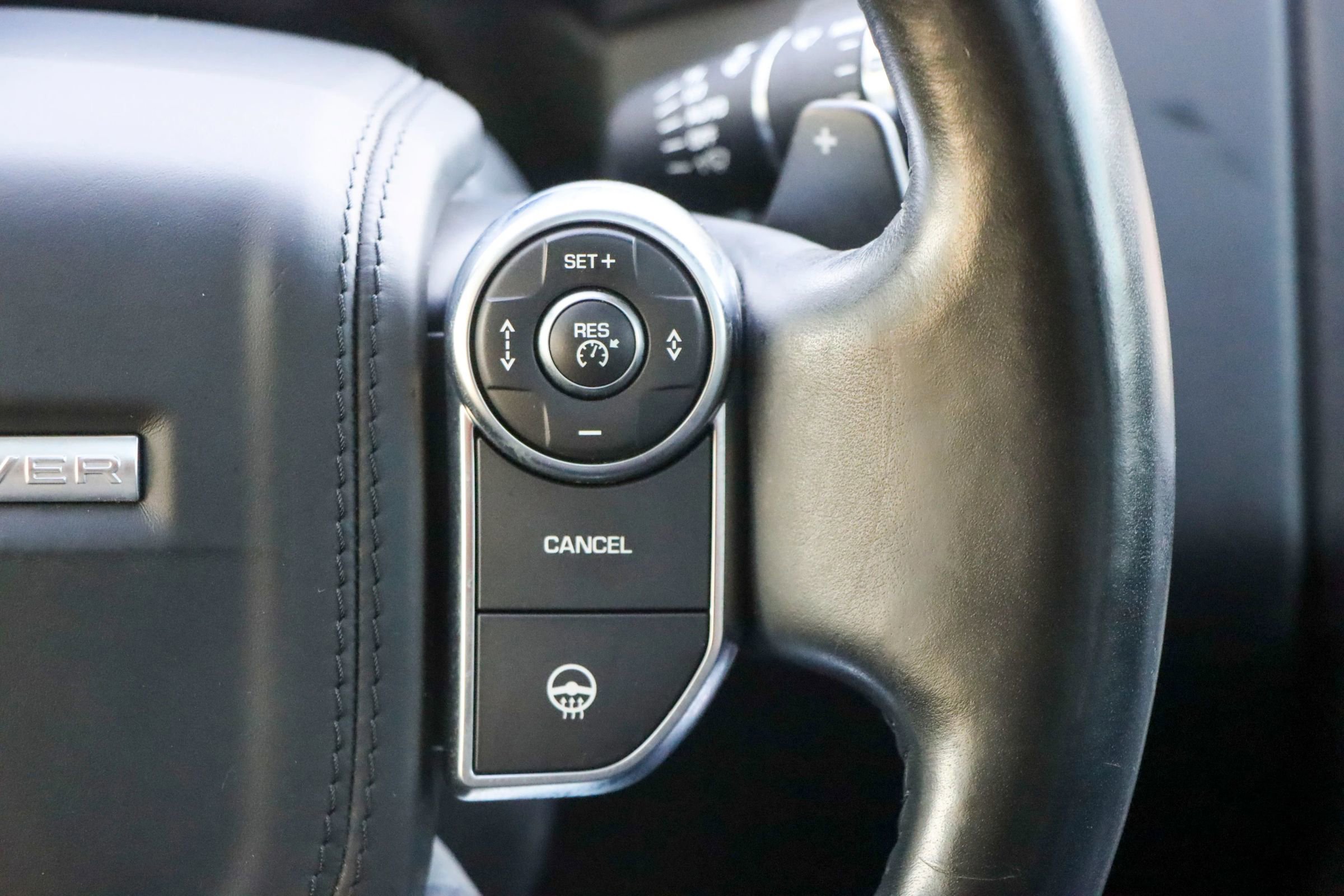 Used 2016 Land Rover Range Rover Supercharged image 30