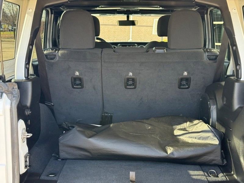 Used 2021 Jeep Wrangler Unlimited Sport image 9