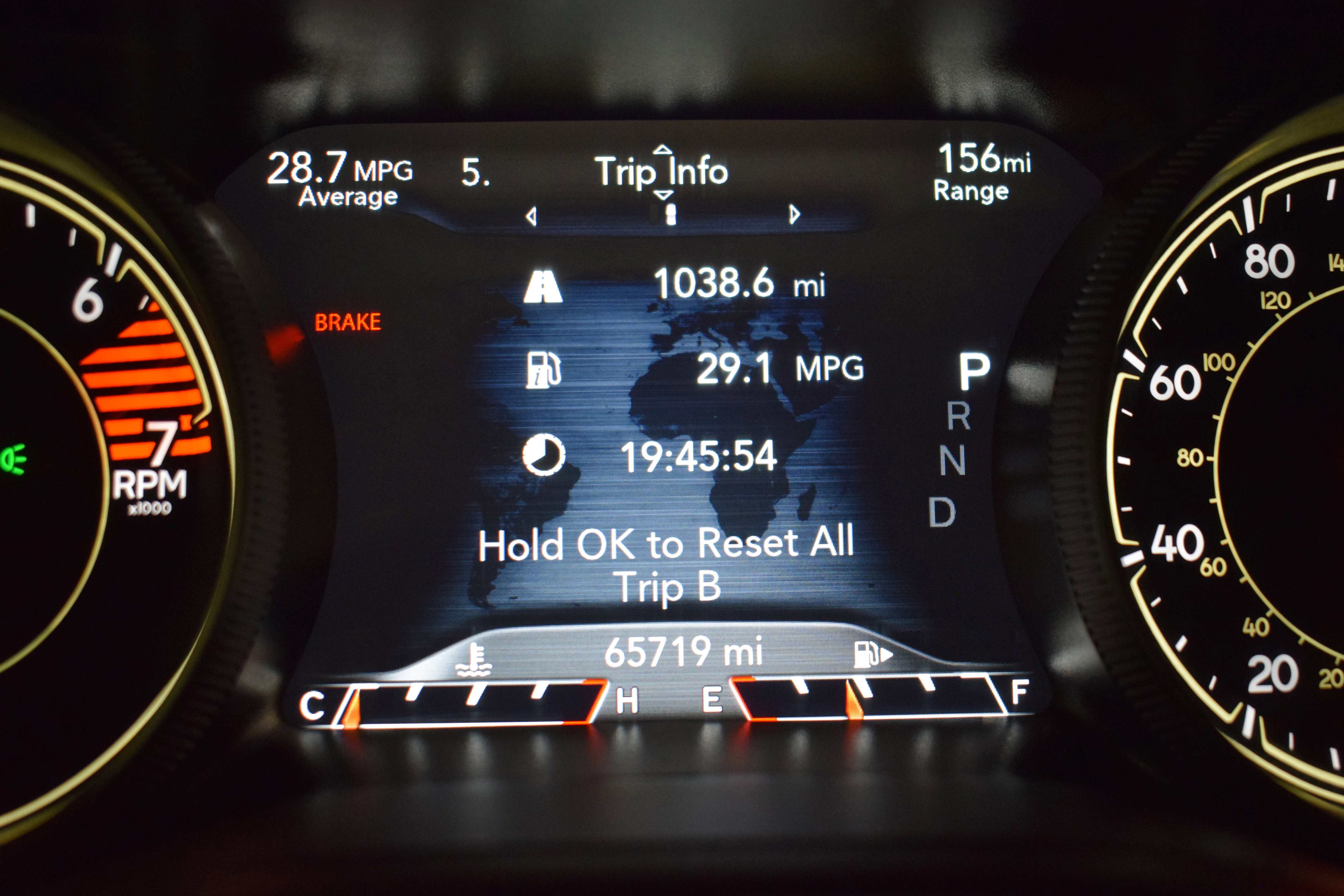 Used 2023 Jeep Cherokee Altitude Lux image 25