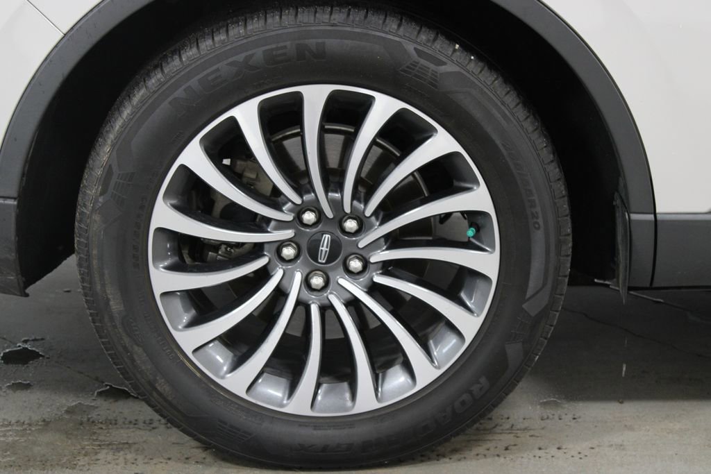 Used 2021 Lincoln Aviator Reserve w/ Equipment Group 201A AWD/4WD image 13