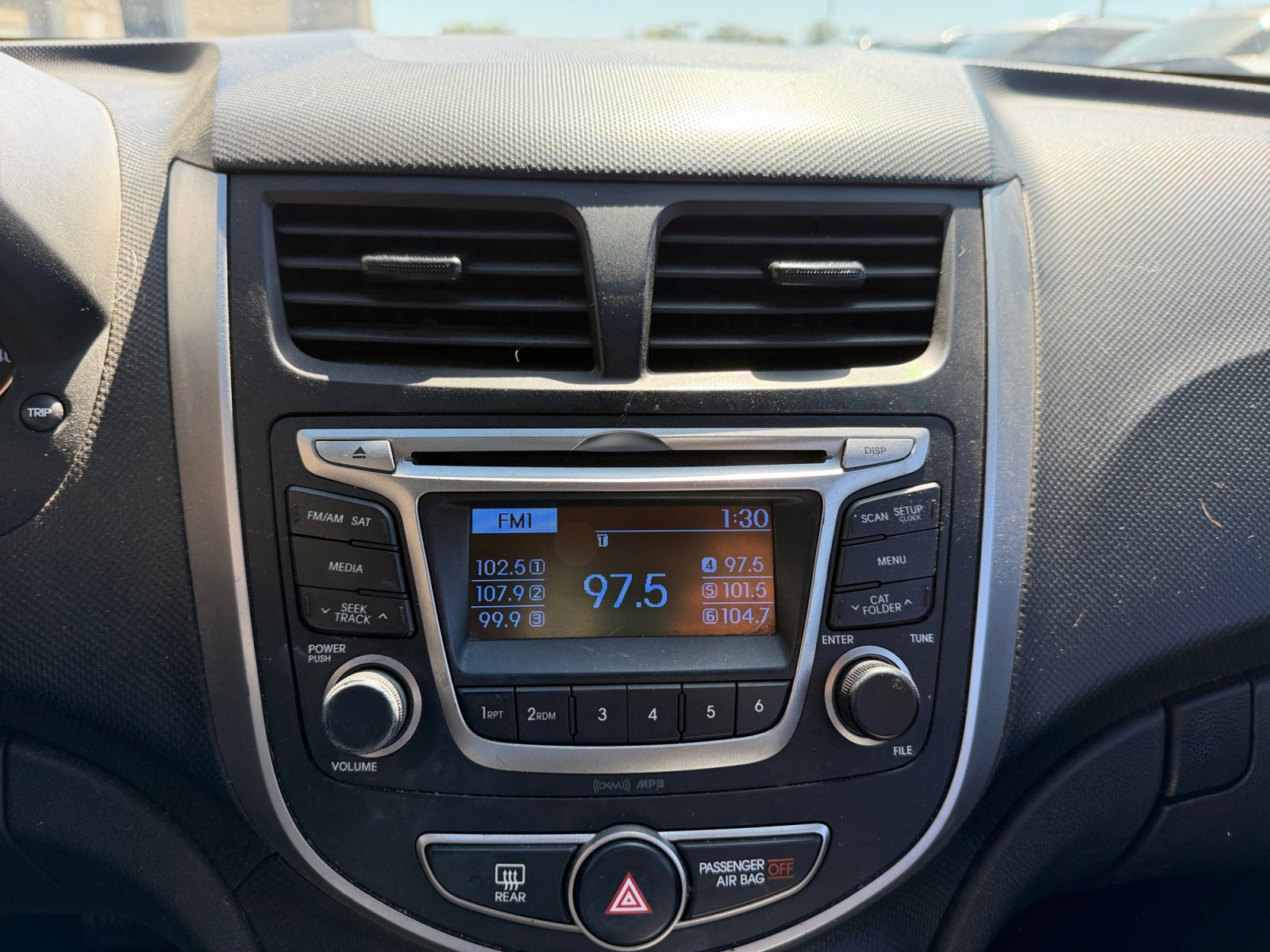 Used 2017 Hyundai Accent SE image 12