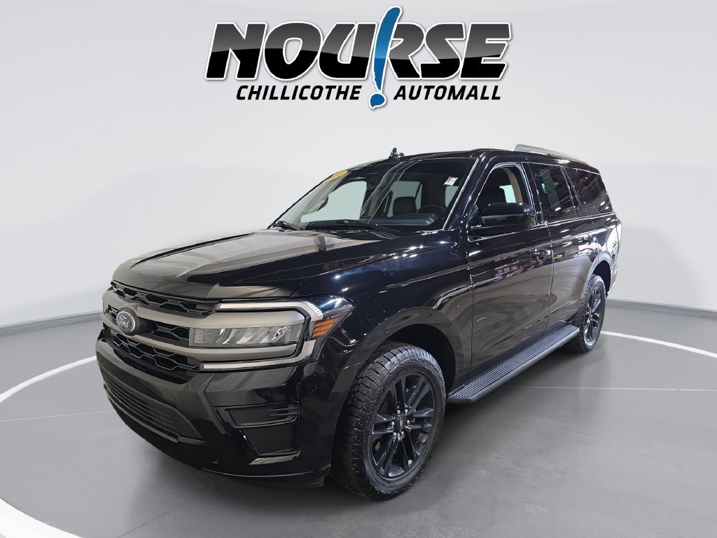 Used 2024 Ford Expedition XLT AWD/4WD image 1