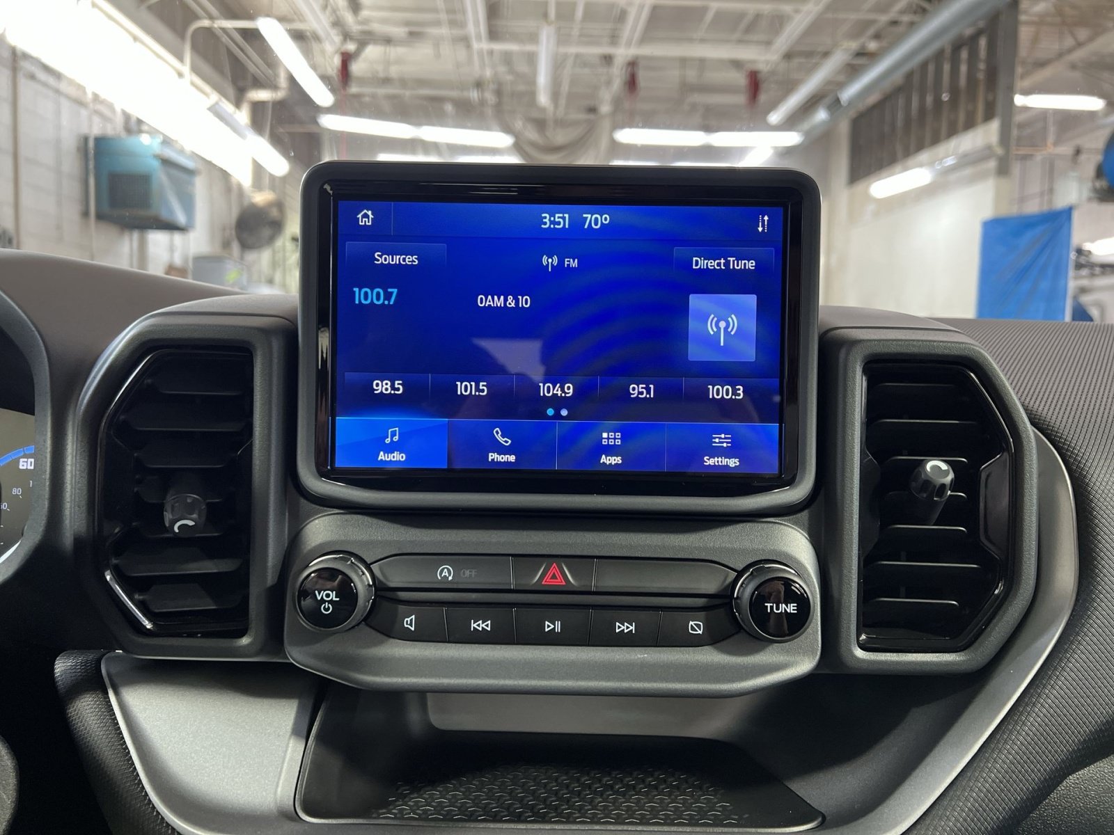 Used 2021 Ford Bronco Sport AWD/4WD image 16