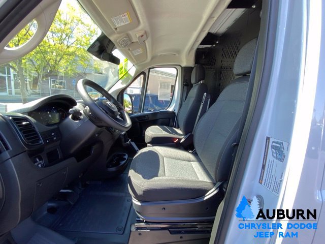 Used 2025 RAM ProMaster 2500 w/ U-Haul Equipment Group FWD image 16