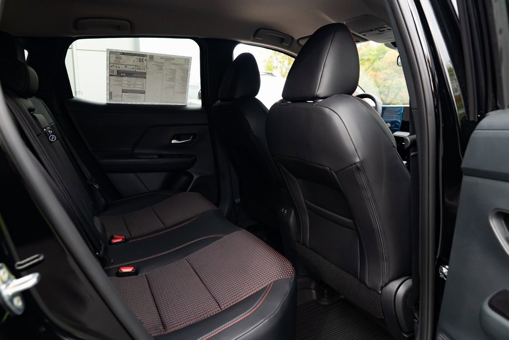 New 2026 Nissan Kicks SR w/ Cold Weather Package image 23