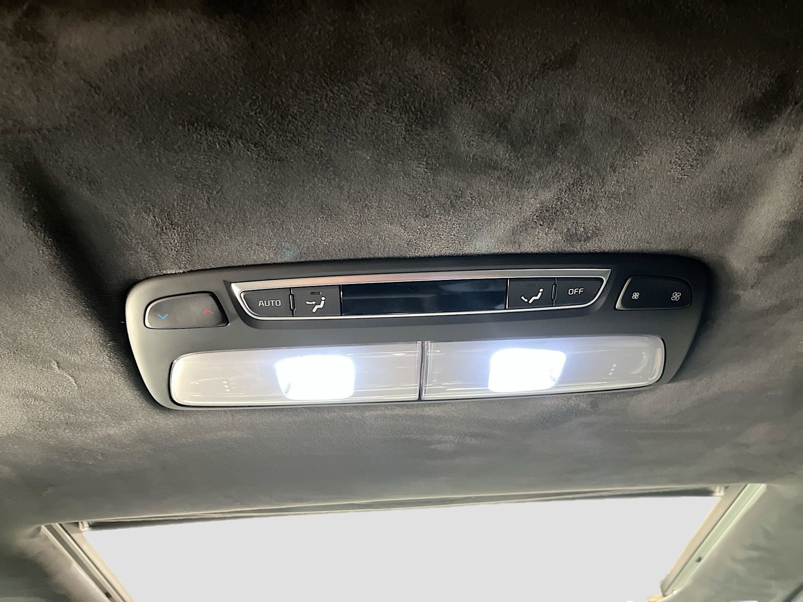 Used 2023 Kia Telluride SX Prestige X-Line image 28