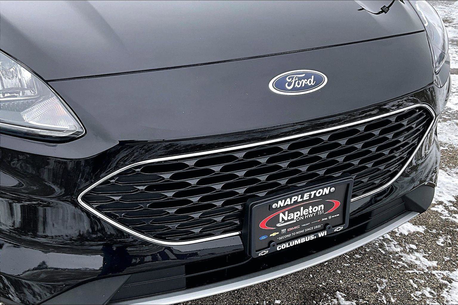 Used 2022 Ford Escape SEL w/ Technology Package image 28