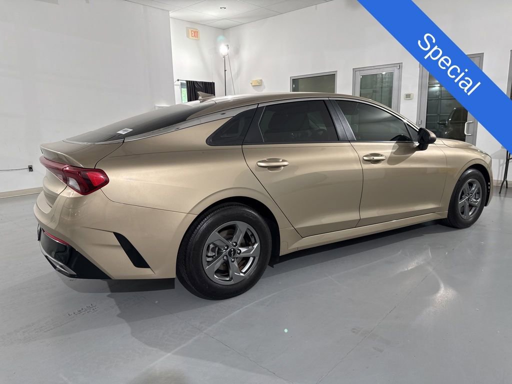 Used 2022 Kia K5 LXS FWD image 13
