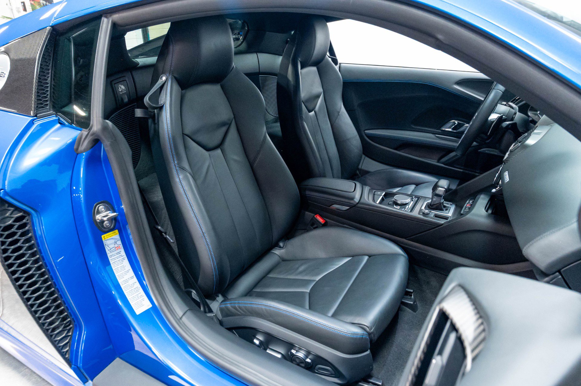 Used 2017 Audi R8 V10 plus AWD/4WD image 23