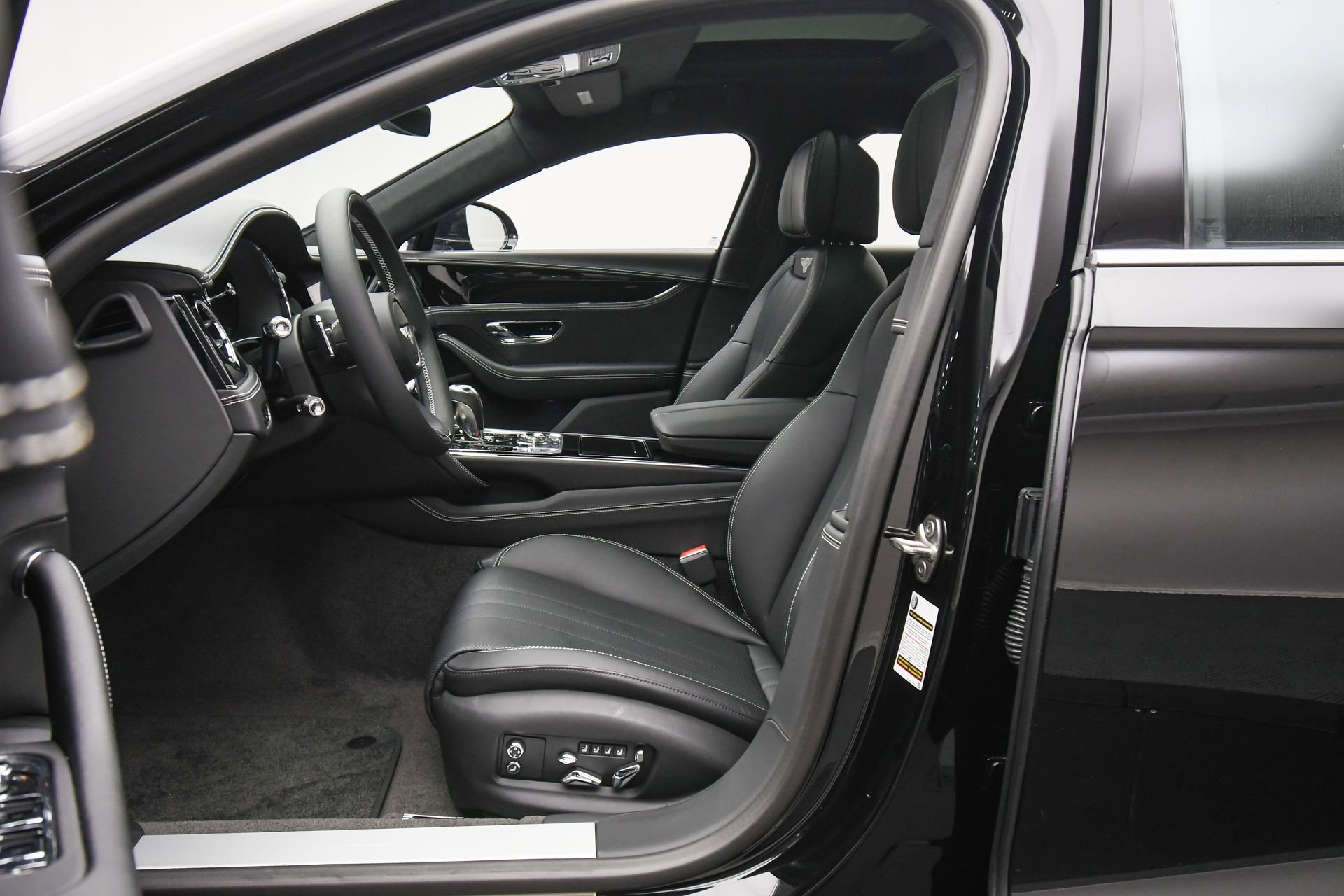 New 2026 Bentley Flying Spur Plug-In Hybrid AWD/4WD image 19