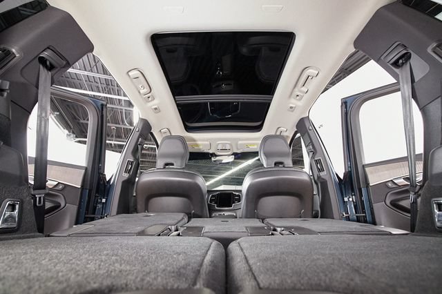 Certified 2023 Volvo XC90 B6 Ultimate AWD/4WD image 28