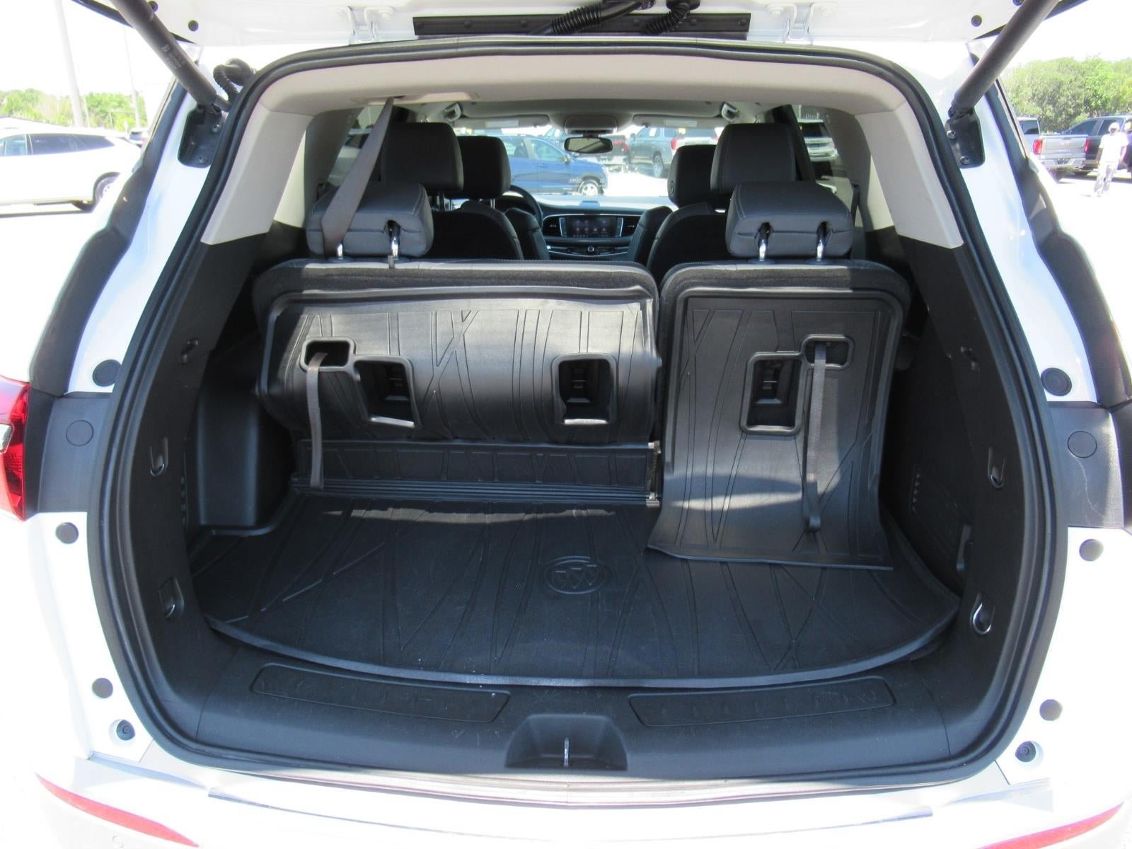 Used 2020 Buick Enclave Essence w/ Trailering Package, 5000 lbs. FWD image 31