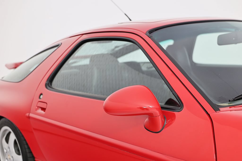 Used 1994 Porsche 928 GTS RWD image 19