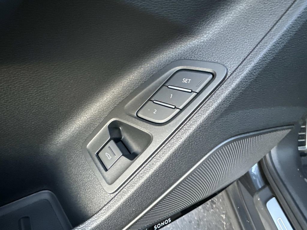 New 2025 Audi Q3 2.0T Premium Plus image 12