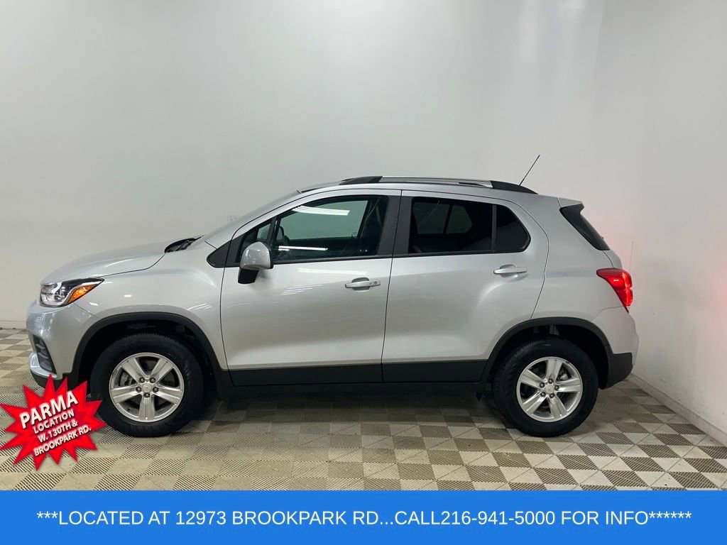 Certified 2022 Chevrolet Trax LT w/ LT Convenience Package AWD/4WD image 6