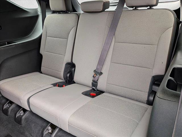 Used 2025 Chevrolet Traverse LT image 23