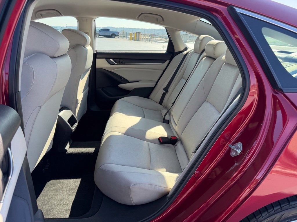 Used 2018 Honda Accord LX image 11