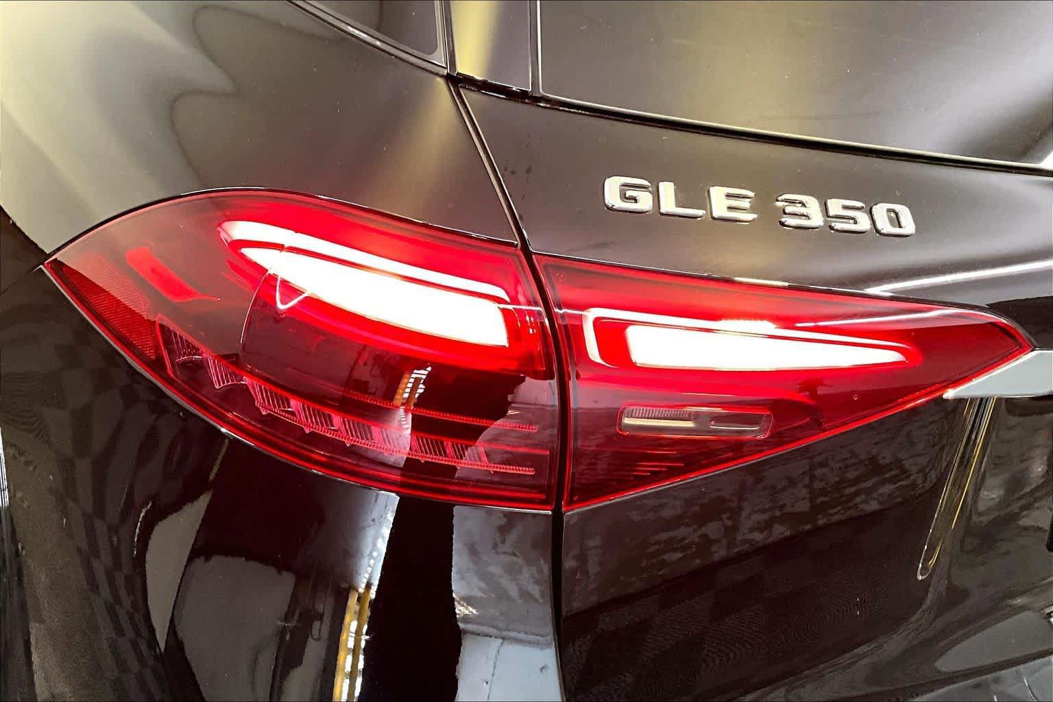Used 2024 Mercedes-Benz GLE 350 4MATIC image 28