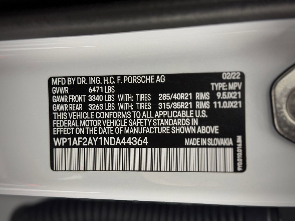 Used 2022 Porsche Cayenne Turbo image 32