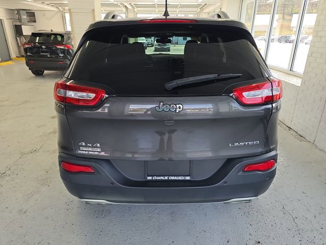 Used 2017 Jeep Cherokee Limited w/ Luxury Group image 4