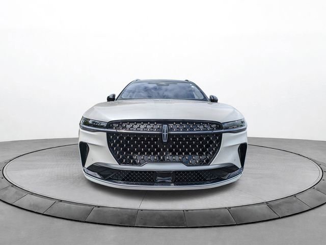 Used 2025 Lincoln Nautilus Black Label image 9