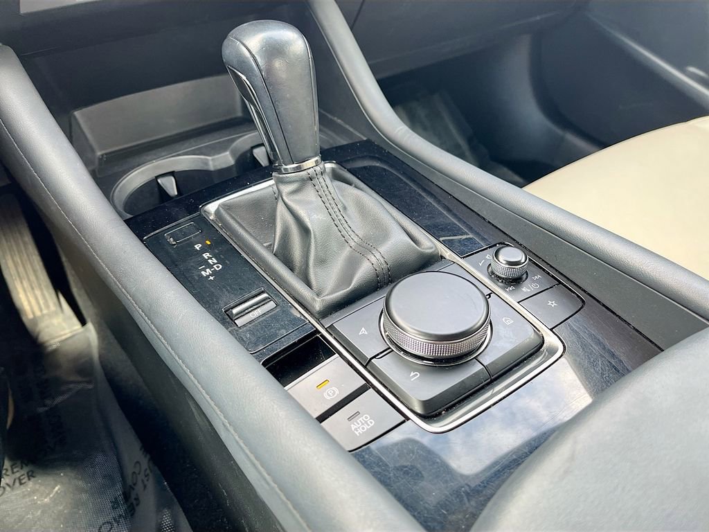 Used 2020 MAZDA MAZDA3 AWD Sedan w/ Preferred Package image 16