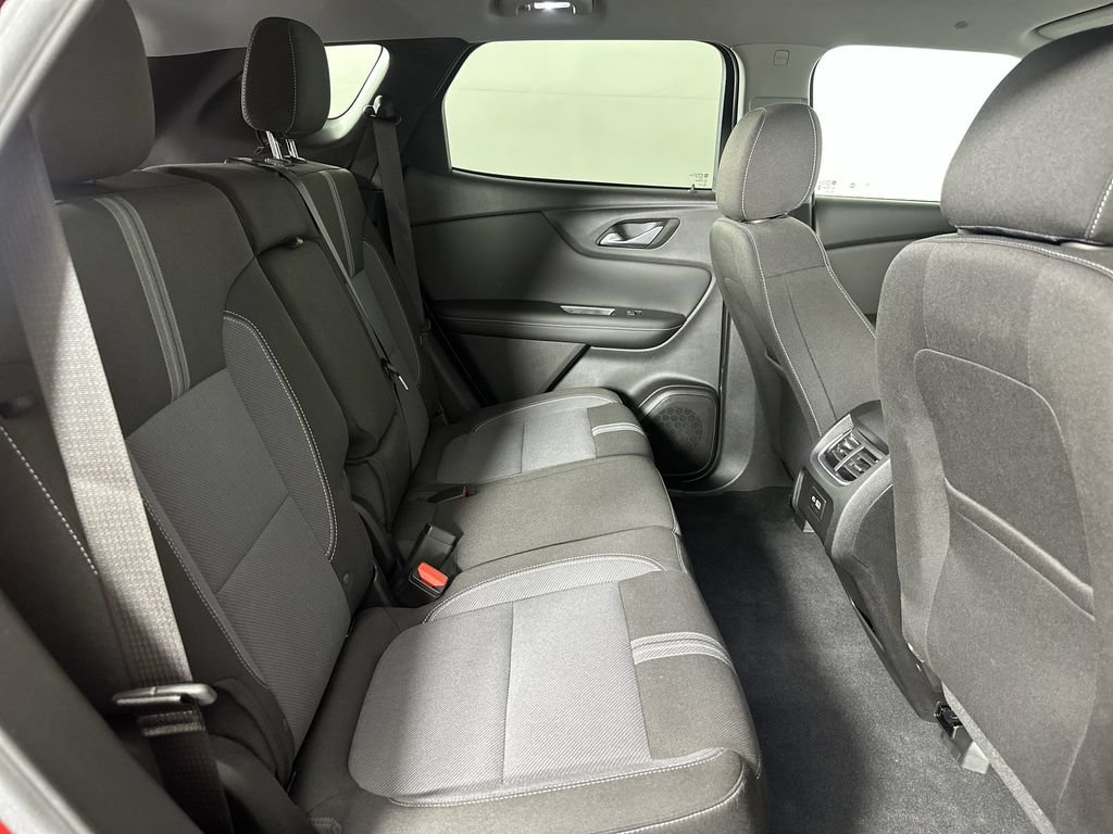 Used 2024 Chevrolet Blazer LT w/ Convenience Package FWD image 28