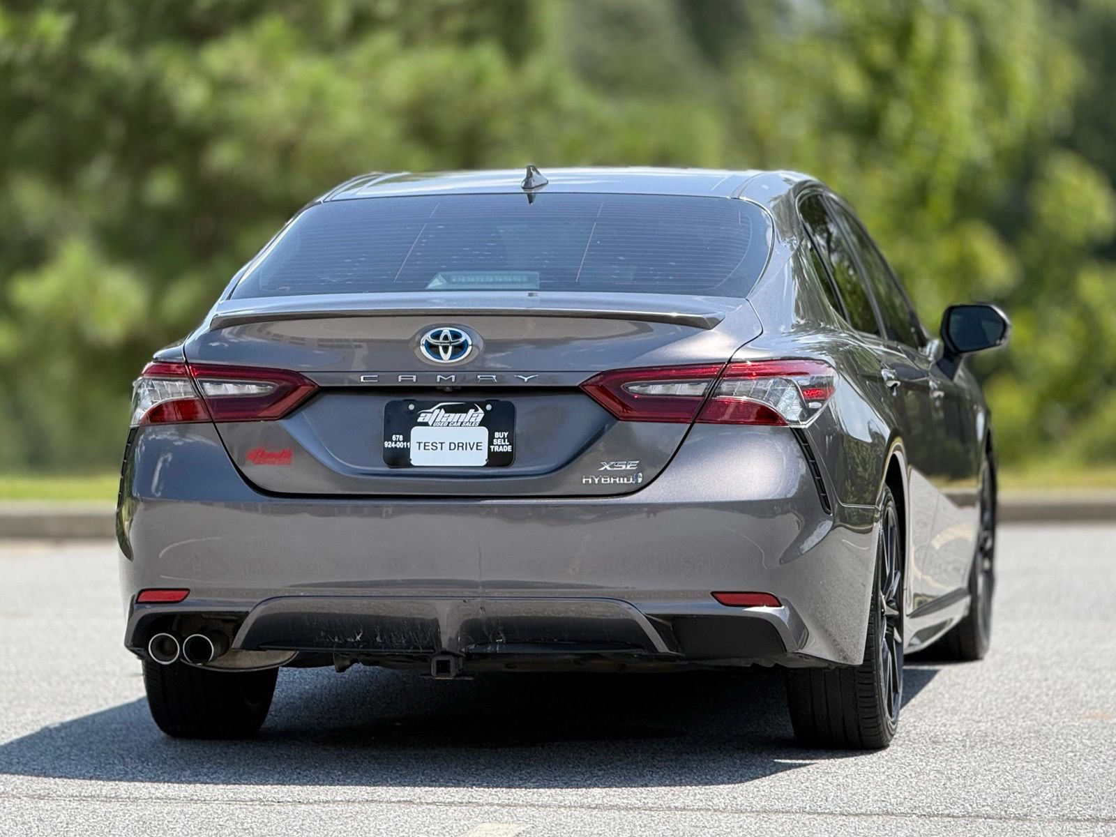 Used 2021 Toyota Camry XSE FWD image 7