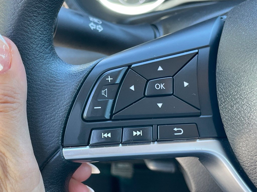Certified 2024 Nissan Sentra SV FWD image 16