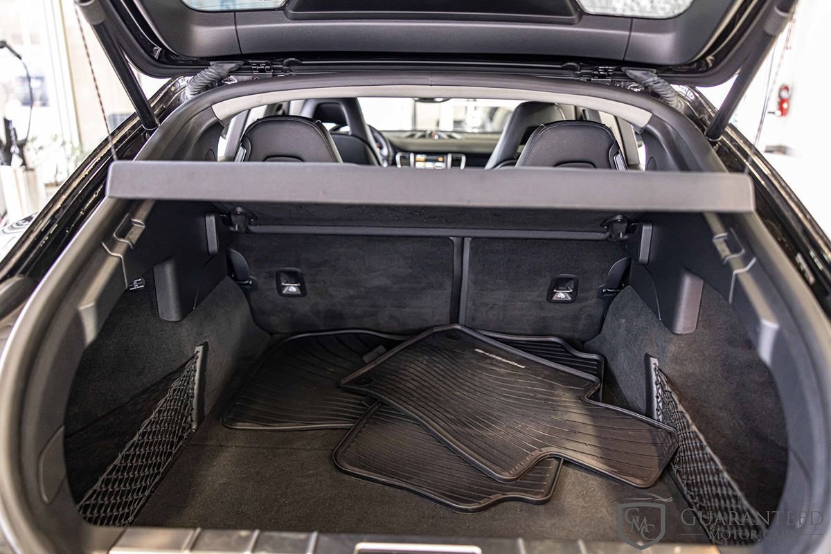 Used 2015 Porsche Panamera 4 image 16