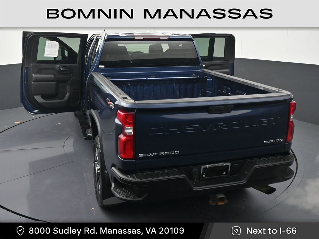 Used 2021 Chevrolet Silverado 2500 Custom w/ Custom Value Package image 40