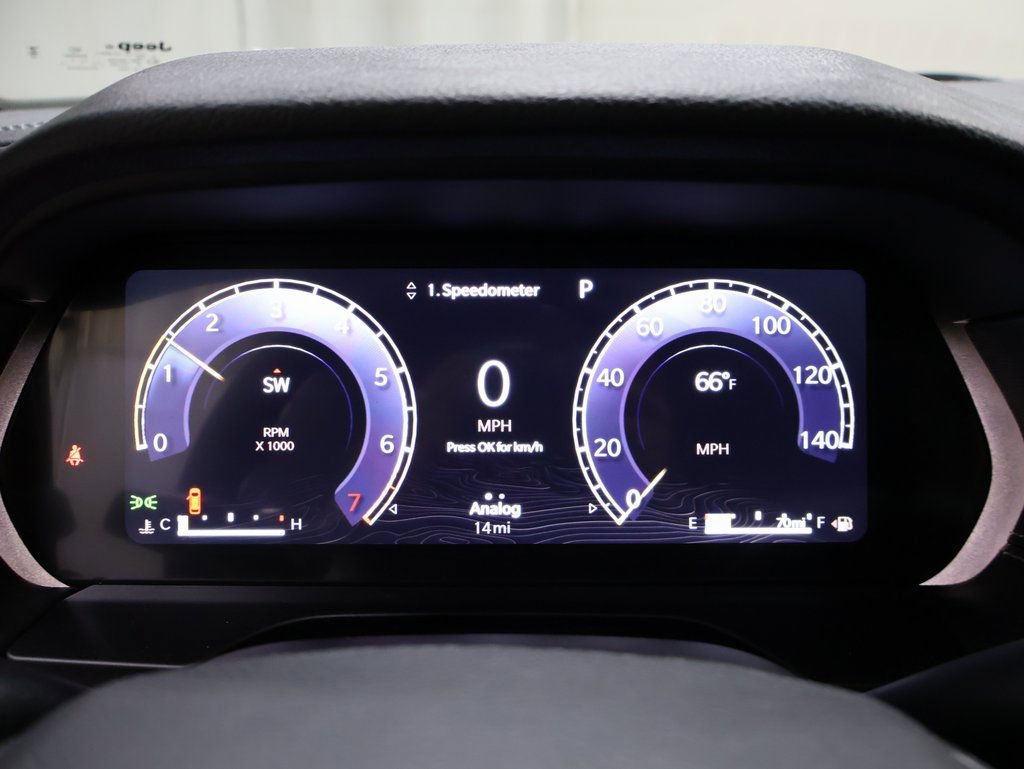 New 2025 Jeep Grand Cherokee L Laredo w/ Luxury Tech Group I image 31