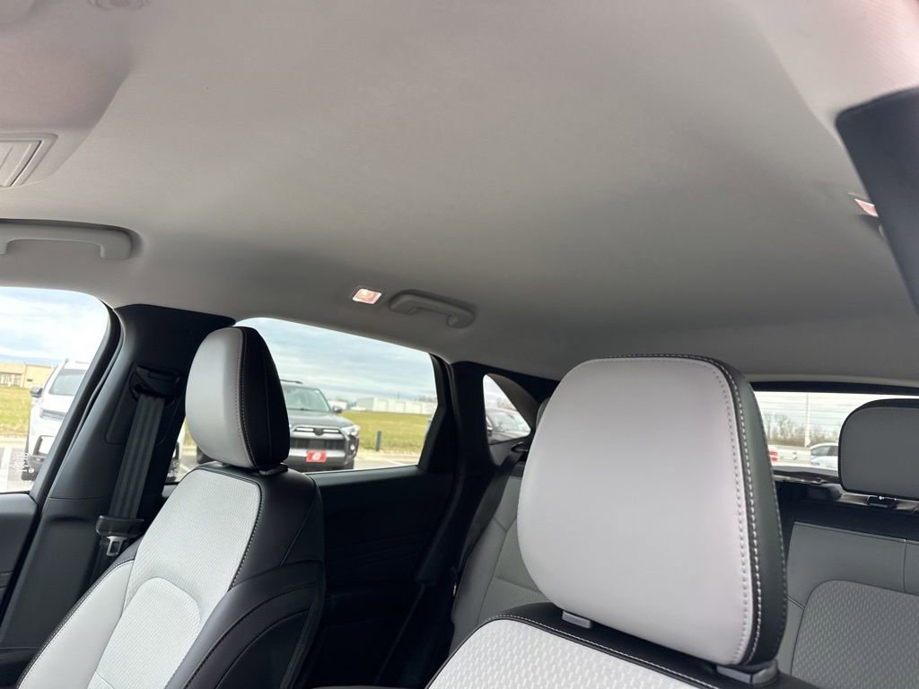 New 2026 Ford Escape SE image 14