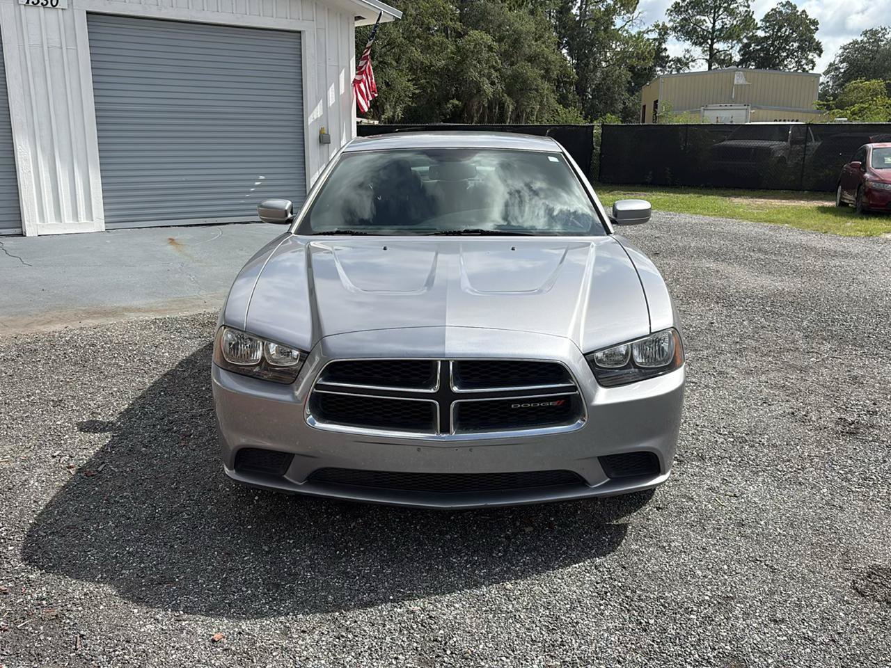 Used 2014 Dodge Charger SE w/ Sport Appearance Group RWD image 2