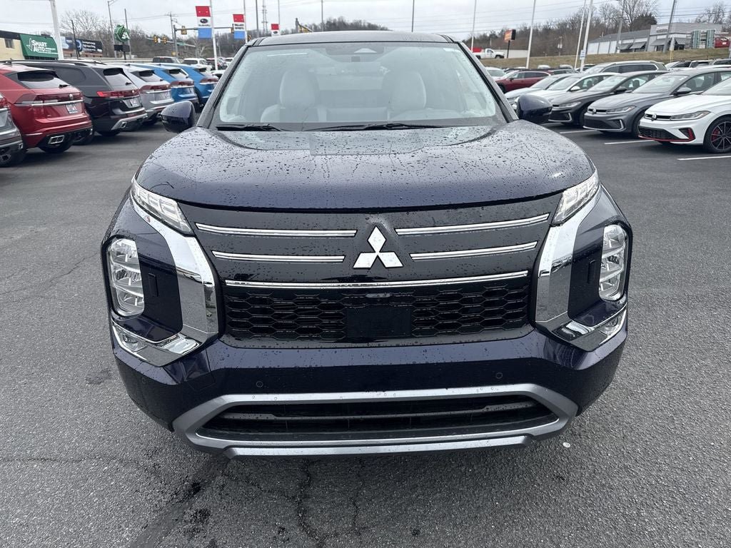 New 2025 Mitsubishi Outlander SE video 2