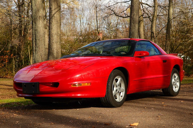 Used 1997 Pontiac Firebird Coupe w/ Opt Pkg image 14