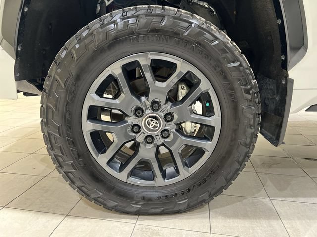Used 2026 Toyota Tundra Platinum AWD/4WD image 30