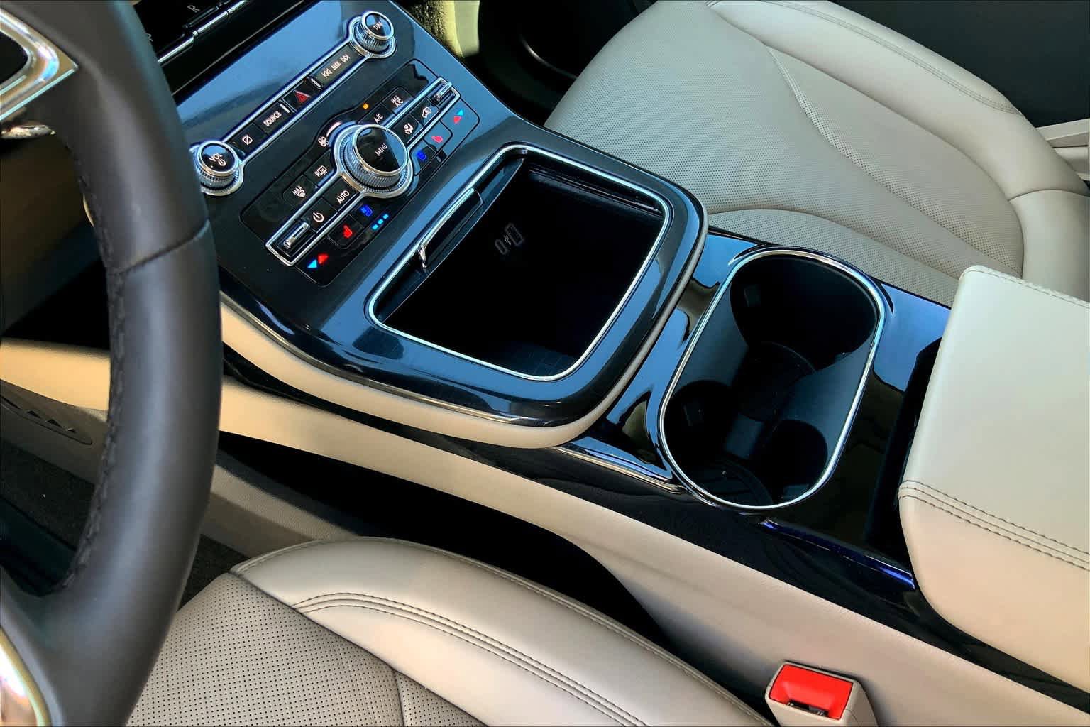 Used 2022 Lincoln Nautilus Reserve FWD image 17