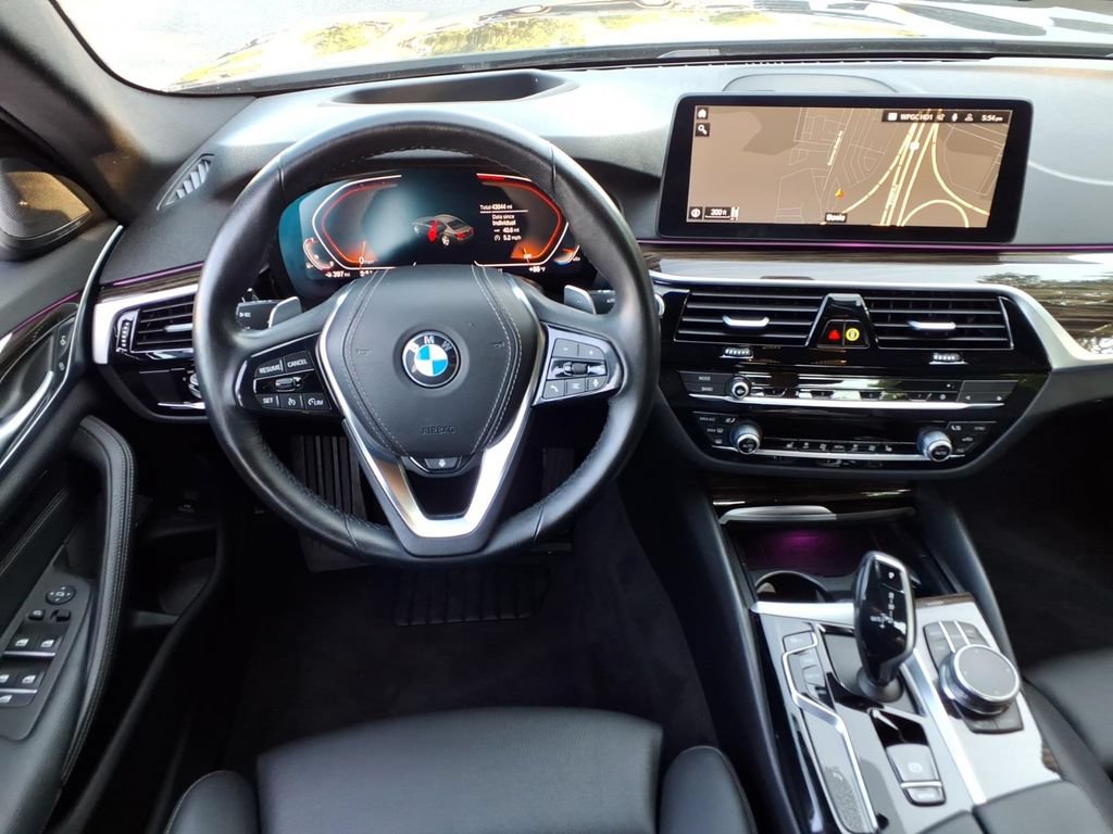 Used 2023 BMW 530i xDrive AWD/4WD image 20