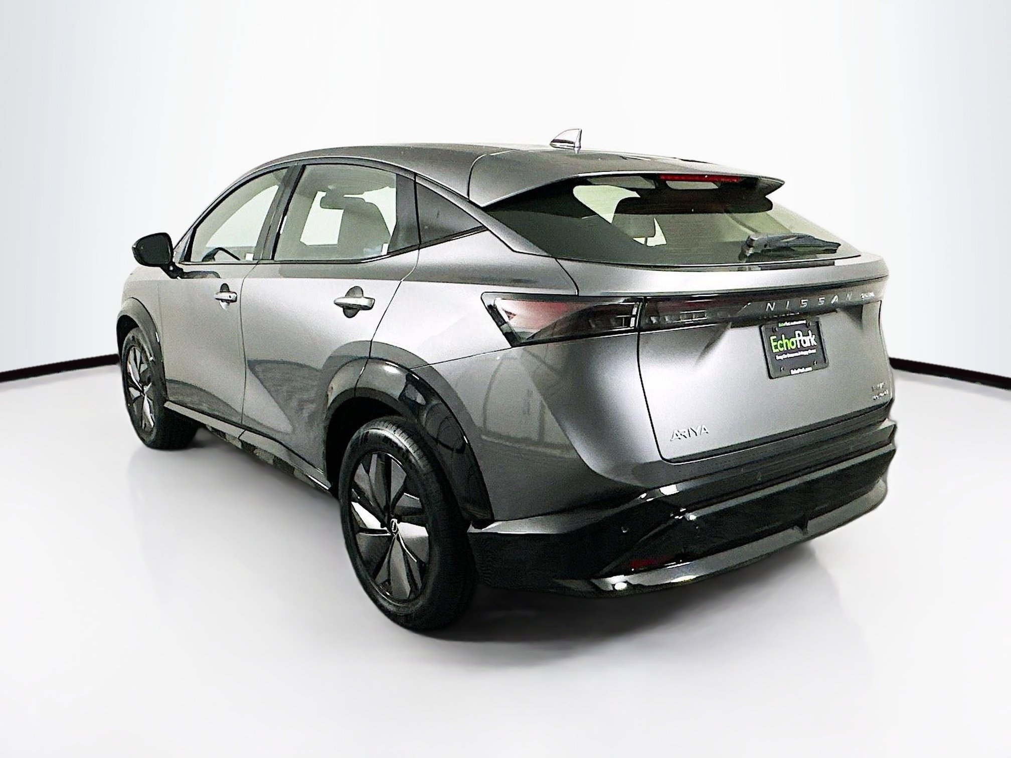 Used 2024 Nissan Ariya AWD image 5