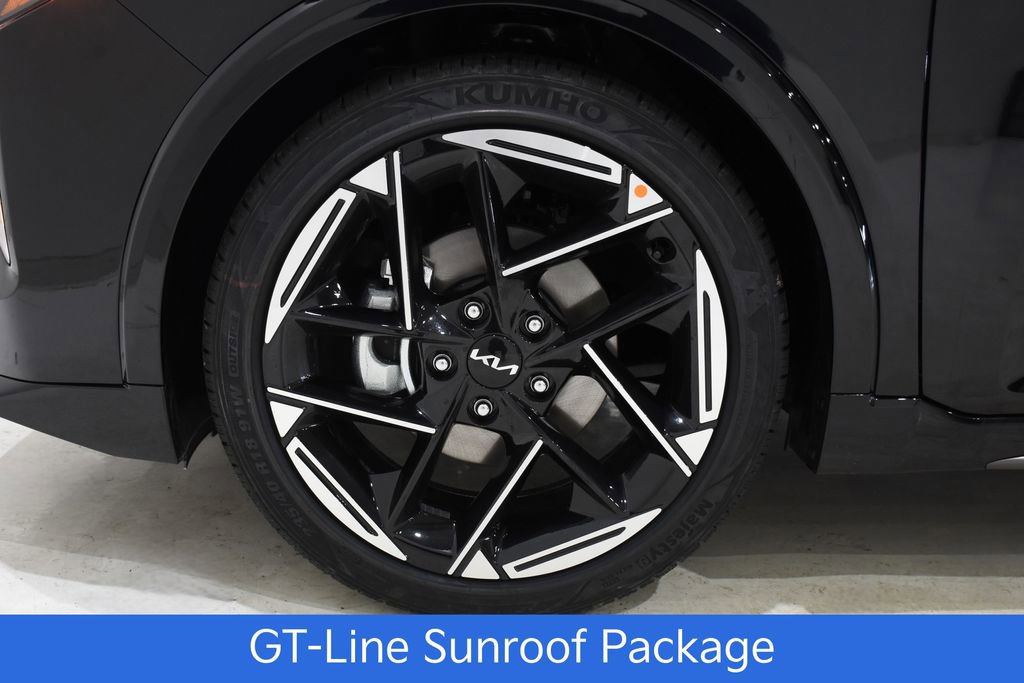 New 2025 Kia K4 GT-Line image 6
