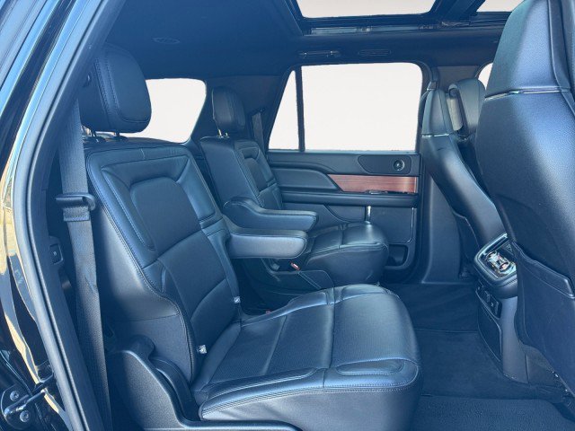 Used 2018 Lincoln Navigator L Reserve w/ Cargo Package image 14