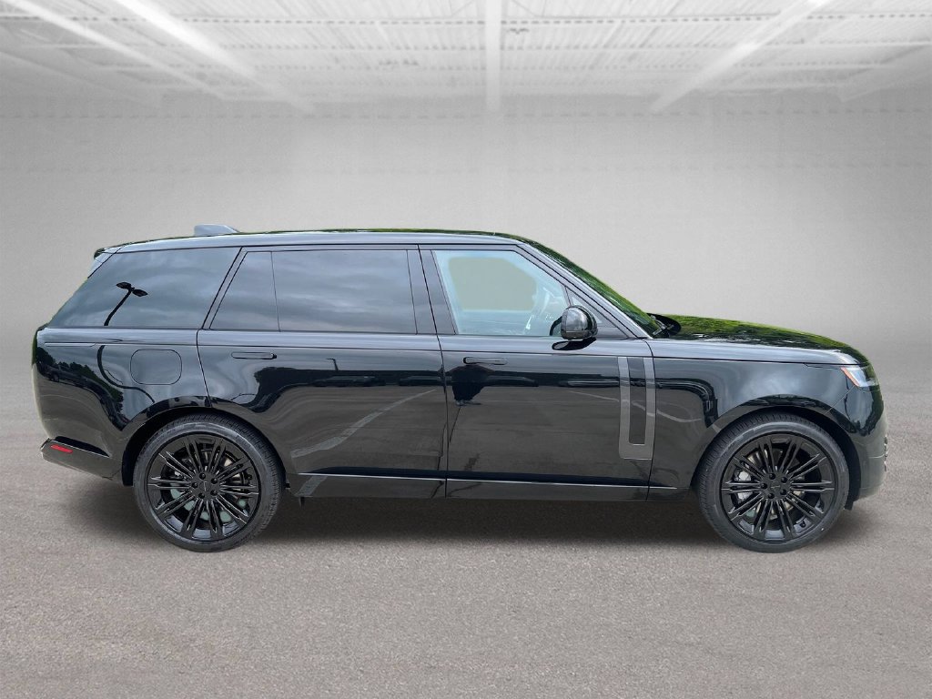 New 2026 Land Rover Range Rover Long Wheelbase SE AWD/4WD image 6